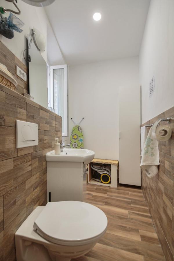 Apartment Esa Komiža Kültér fotó