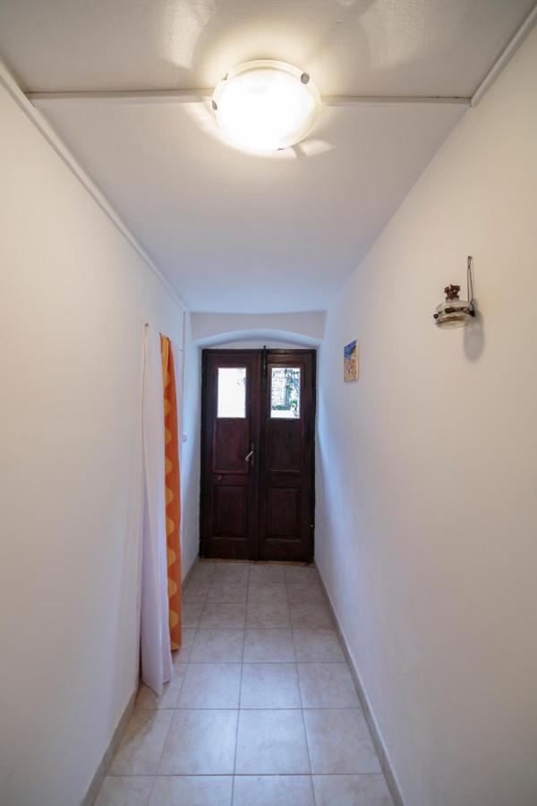 Apartment Esa Komiža Kültér fotó